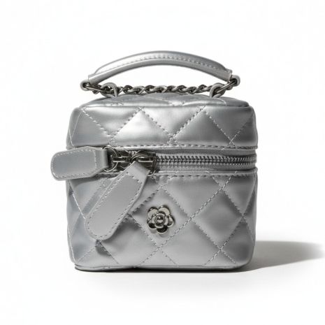 Маленькая женская сумочка-косметичка 10660-SMALL Vanity Bag, серебристый металлик