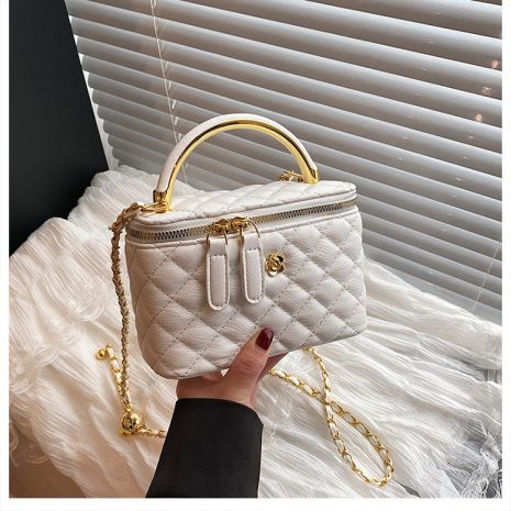 Жіноча сумка-косметичка 7100 Vanity Bag крос-боді біла молочна Жіноча сумка-косметичка 7100 Vanity Bag крос-боді біла молочна