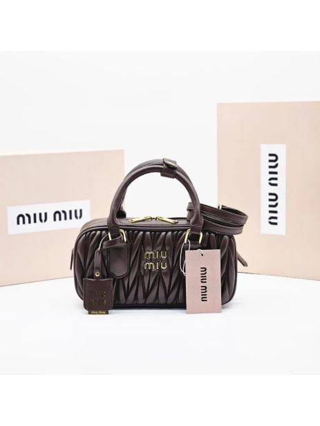 Женская сумка кросс-боди Miu miu 3503 (22х10х7) темно-коричневая Женская сумка кросс-боди Miu miu 3503 (22х10х7) темно-коричневая