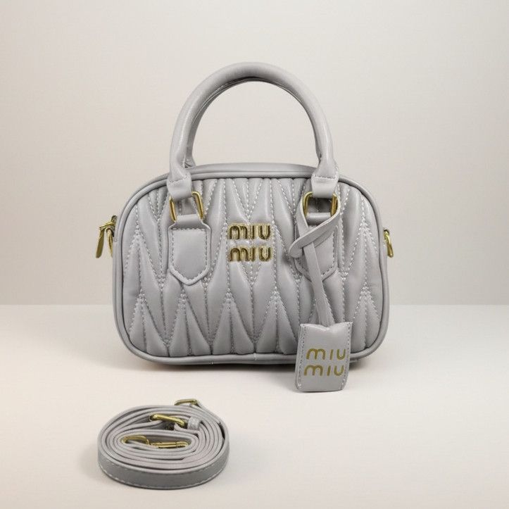 Женская сумка кросс-боди Miu miu 18119 серая Женская сумка кросс-боди Miu miu 18119 серая