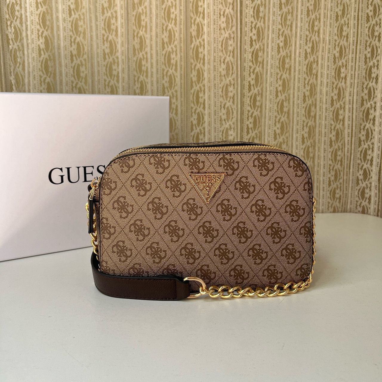 Женская сумка Guess 190 кросс-боди бежевая Женская сумка Guess 190 кросс-боди бежевая