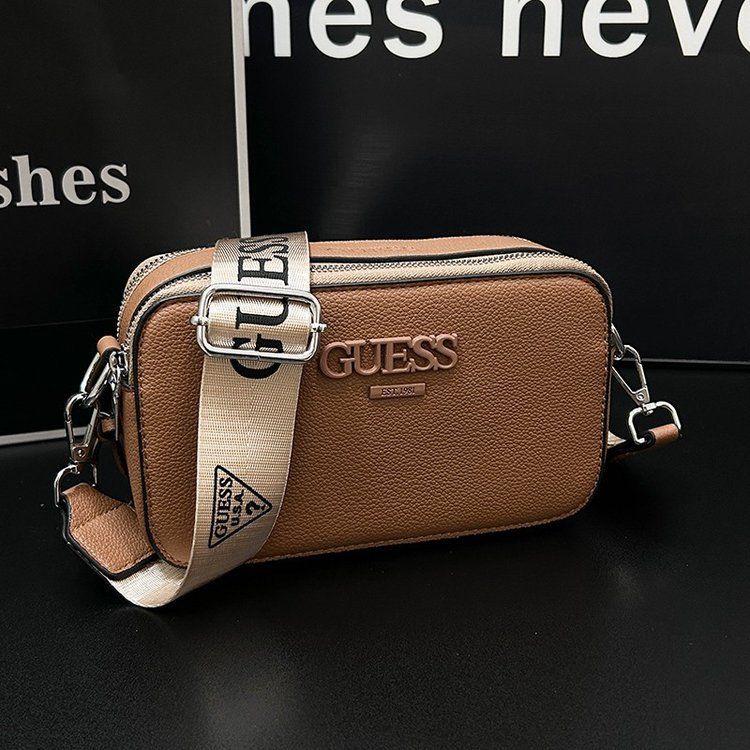 Женская сумка Guess 7159-6 светло-коричневая Женская сумка Guess 7159-6 светло-коричневая