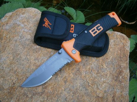 Ніж складаний "Скаут 5" BG Gerber Ultimate Scout 5 Оrange з серейтором в чохлі 21,5 см