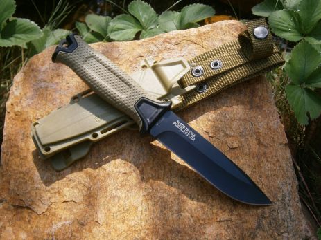 Нож фултанг туристический Gerber Portland Oregon 24 см оливковый в чехле