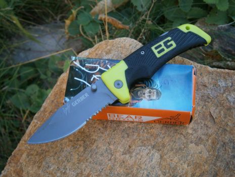 Нож складной "Скаут 4" BG Gerber Ultimate Scout 4 Green с серейтором 19 см Нож складной "Скаут 4" BG Gerber Ultimate Scout 4 Green с серейтором 19 см