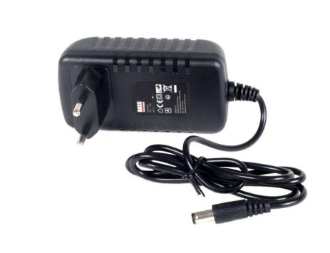 Зарядний пристрій Bass Polska BP-5840 Зарядний пристрій Bass Polska BP-5840