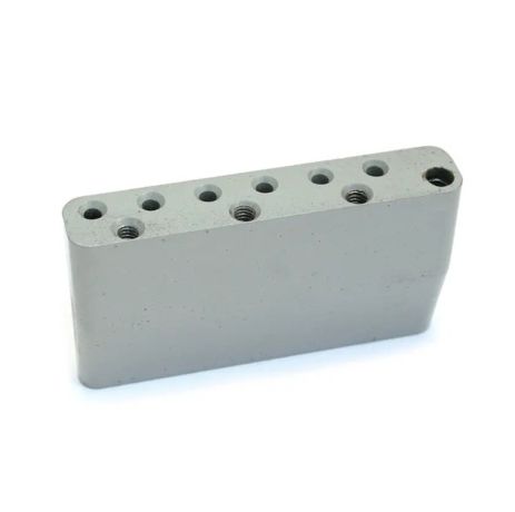 Сустейн-блок FENDER AMERICAN STD STRAT BRIDGE BLOCK '08-PRESENT POWDER COAT