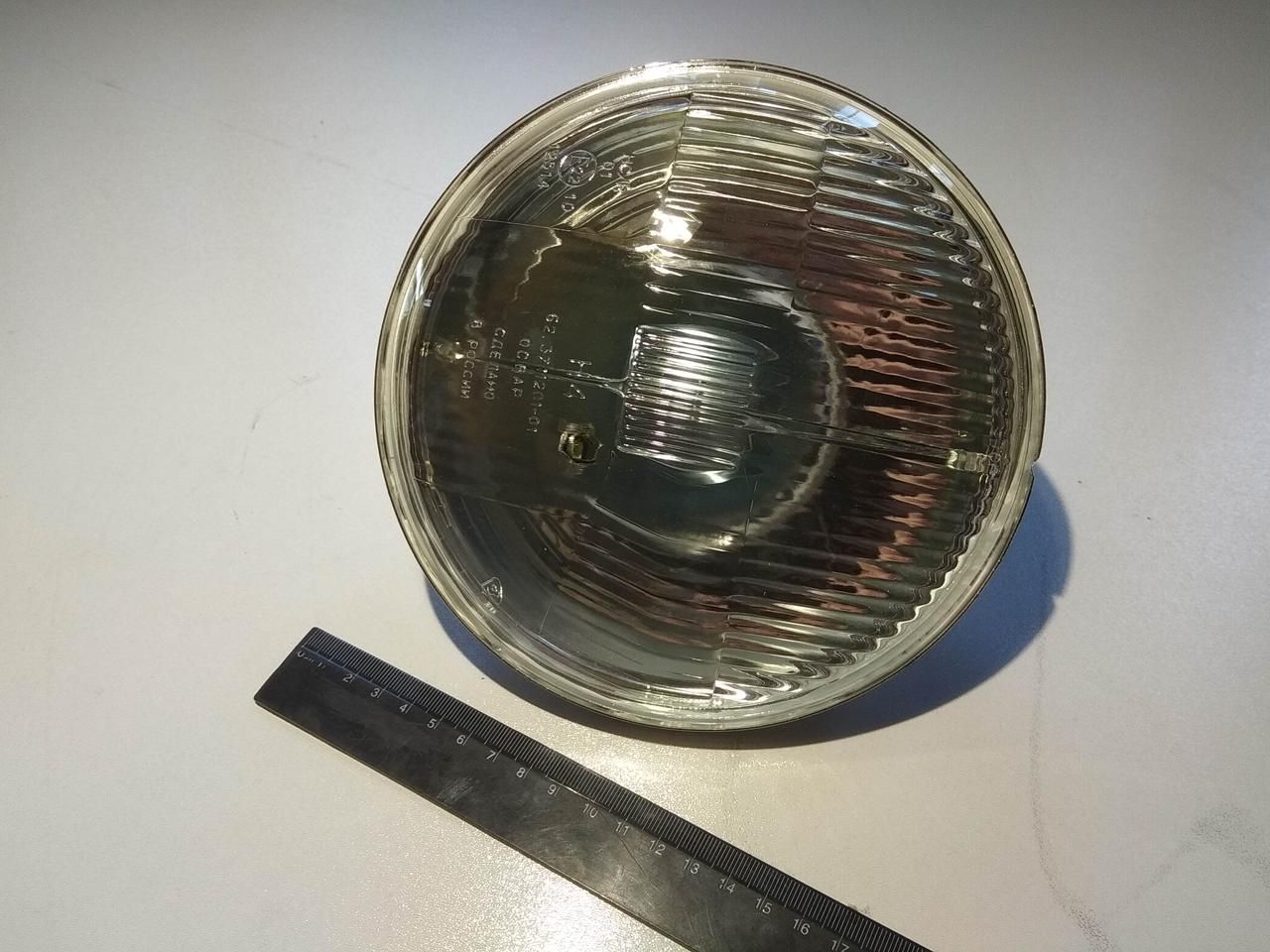 Оптика ВАЗ 21011 Освар (ТН124) с подсветкой/с отражателем Оптика ВАЗ 21011 Освар (ТН124) с подсветкой/с отражателем