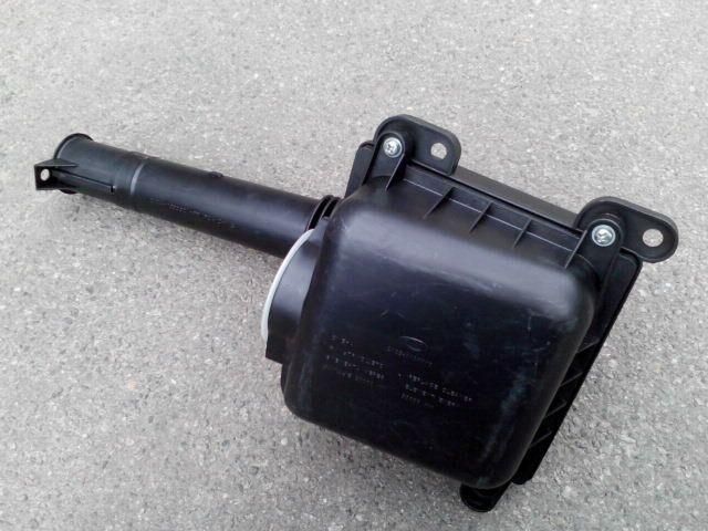 Корпус воздушного фильтра ВАЗ 21214, ВИС в сборе Корпус воздушного фильтра ВАЗ 21214, ВИС в сборе