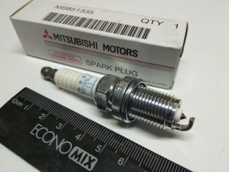 Свеча зажигания MITSUBISHI (MS851335) 1 шт.