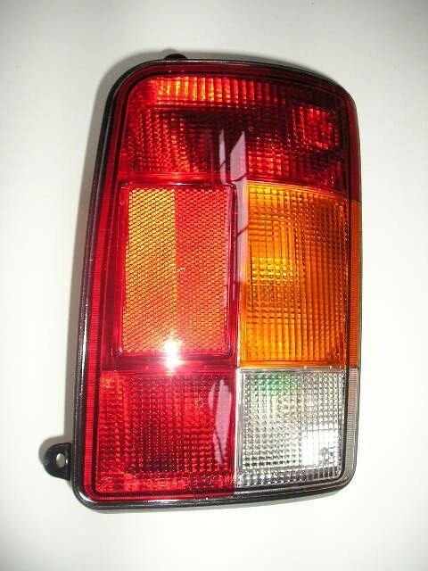 Фонарь задний ВАЗ 21213 правый, в сборе ДААЗ (21213-3716010) (21213-371601000) Фонарь задний ВАЗ 21213 правый, в сборе ДААЗ (21213-3716010) (21213-371601000)