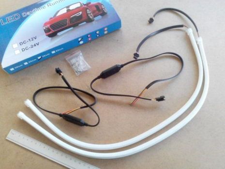 Ходовые огни дневного света LED DRL 60 см "ресничка" с функ. указ. поворота
