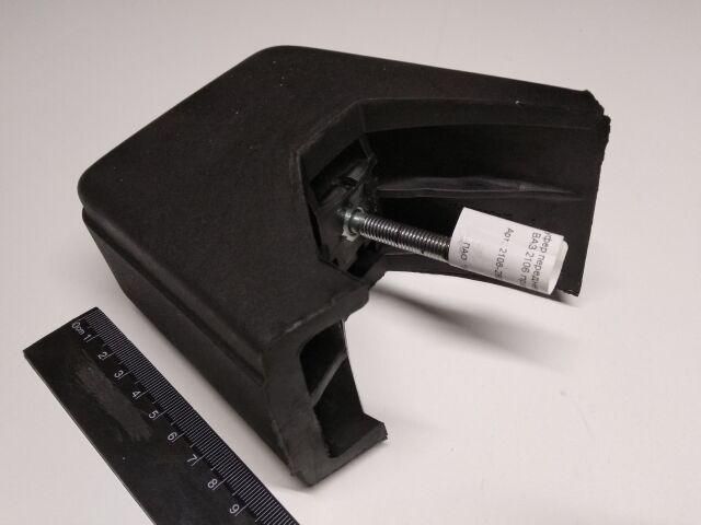 Отбойник бампера 2106 правый Балаково Отбойник бампера 2106 правый Балаково