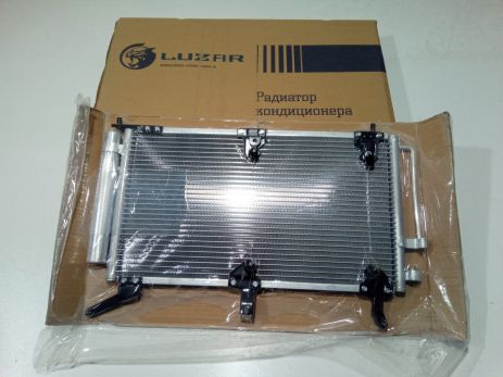 Радіатор кондиціонера VAZ 1118, Luzar (LRAC 0118) з приймачем, Panasonic (2172-1300008)