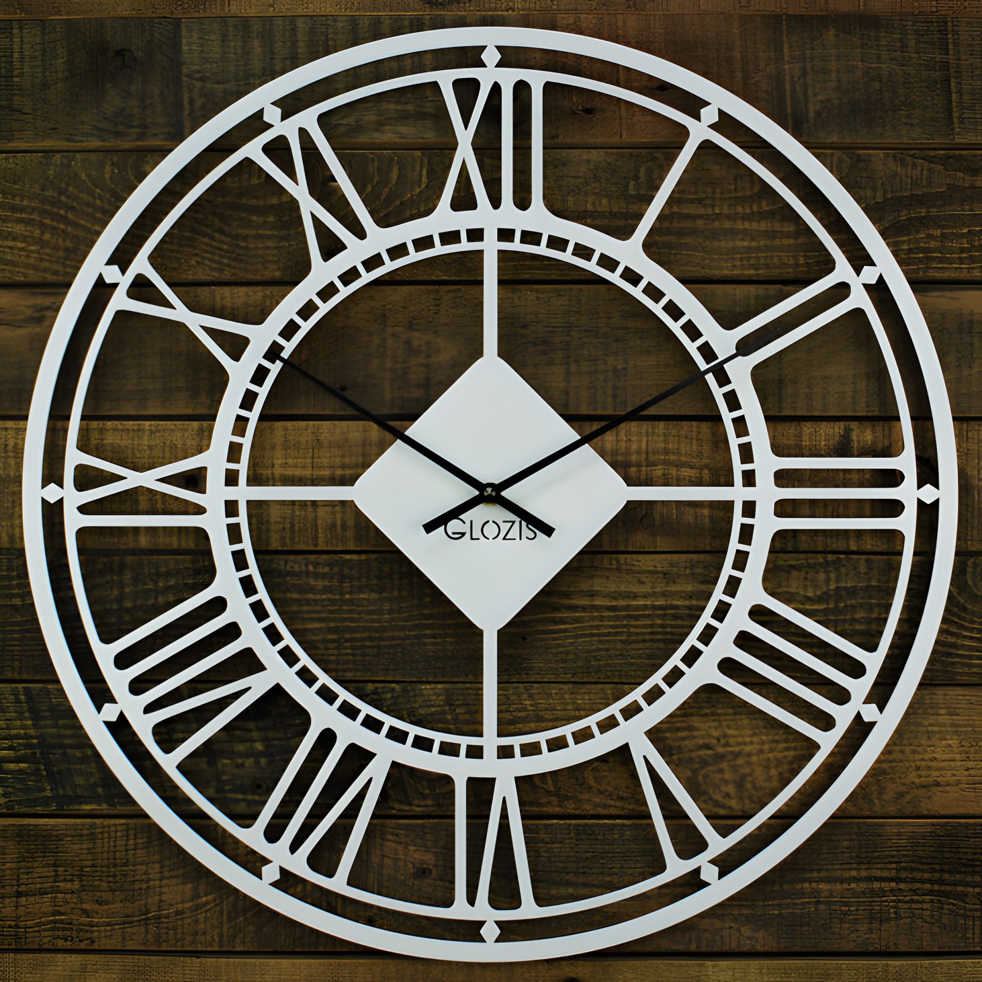Металлические настенные часы Glozis London White (50 см, белые) Металлические настенные часы Glozis London White (50 см, белые)