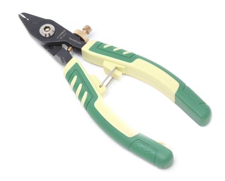 Знімач ізоляції комбінований CR-V (1.6-3мм) 6"-158мм, в блістері ROCKFORCE FORSAGE RF-811 Знімач ізоляції комбінований CR-V (1.6-3мм) 6"-158мм, в блістері ROCKFORCE FORSAGE RF-811