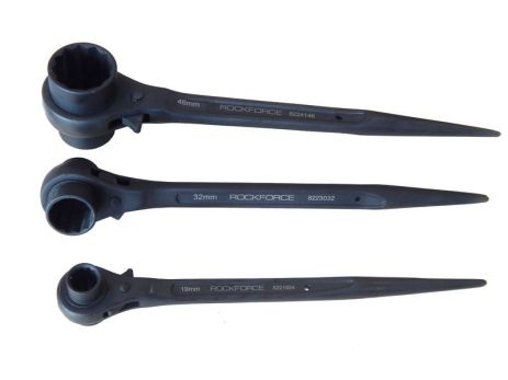 Ключ трещоточный ступичный усиленный 19х24 ROCKFORCE RF-8221924