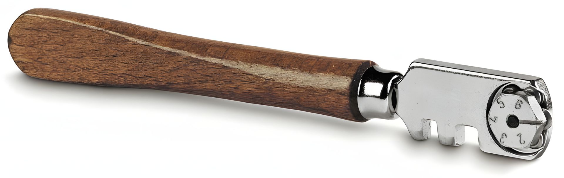 Стеклорез со стальным режущим колесиком STANLEY 0-14-040 Стеклорез со стальным режущим колесиком STANLEY 0-14-040