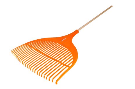 Веерные грабли 26 зубов 710х660 мм с черенком MASTERTOOL 92-1299