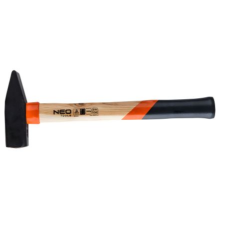 Слюсарний молоток 1000 г, ясенева рукоятка, кована головка NEO 25-020 Слюсарний молоток 1000 г, ясенева рукоятка, кована головка NEO 25-020